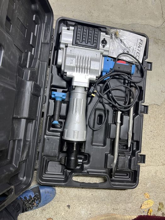 Бетонолом мощный