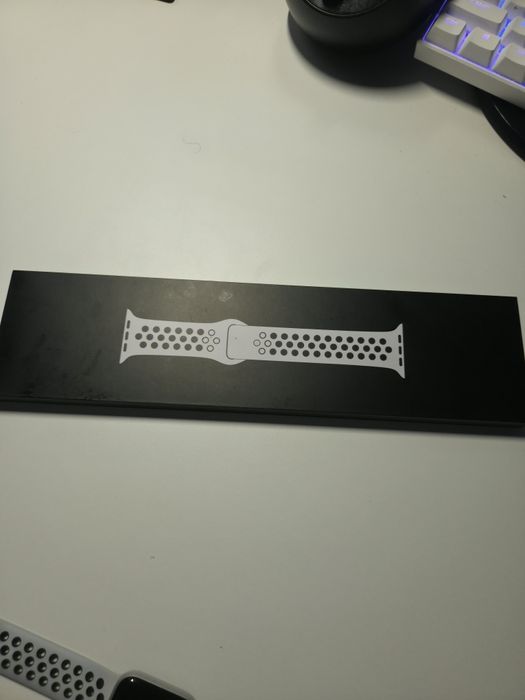 Apple watch SE Nike edition