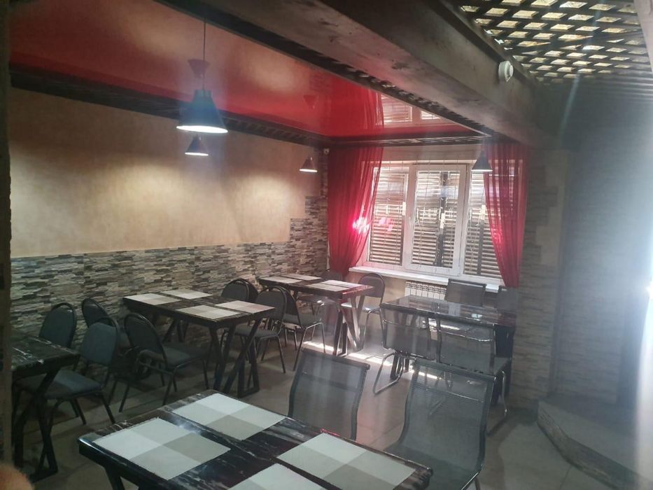 Продам кафе-бар, своя парковка