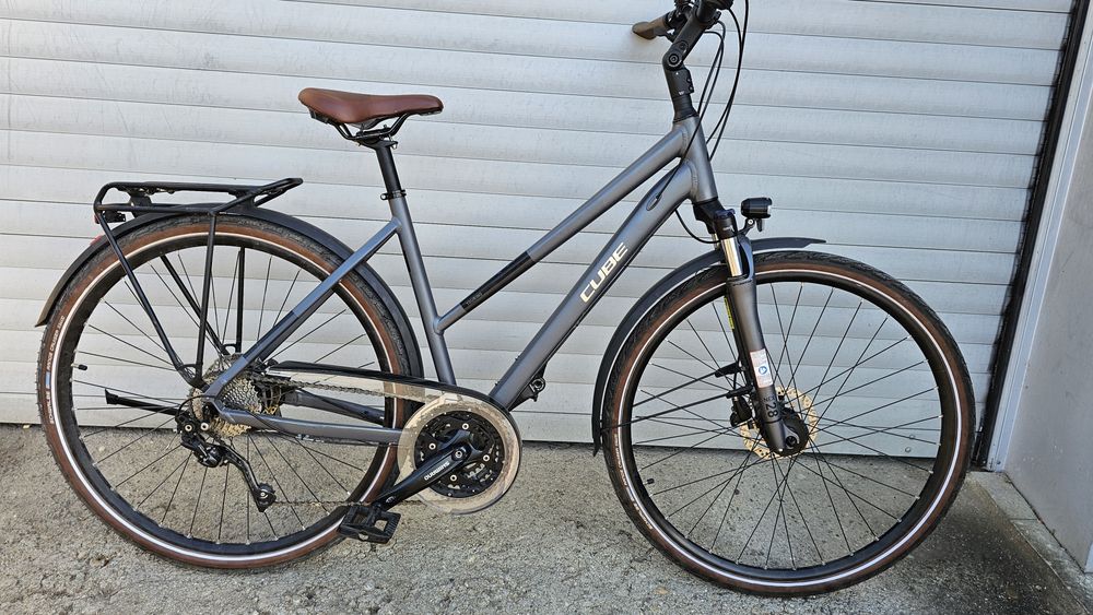 28" cube trekking
