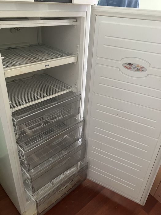 Морозильник Атлант