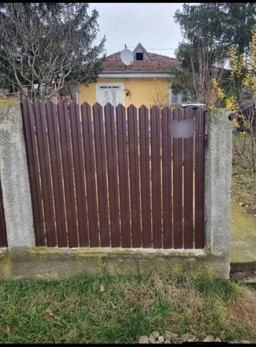 Vând casă urgent - Vaslui