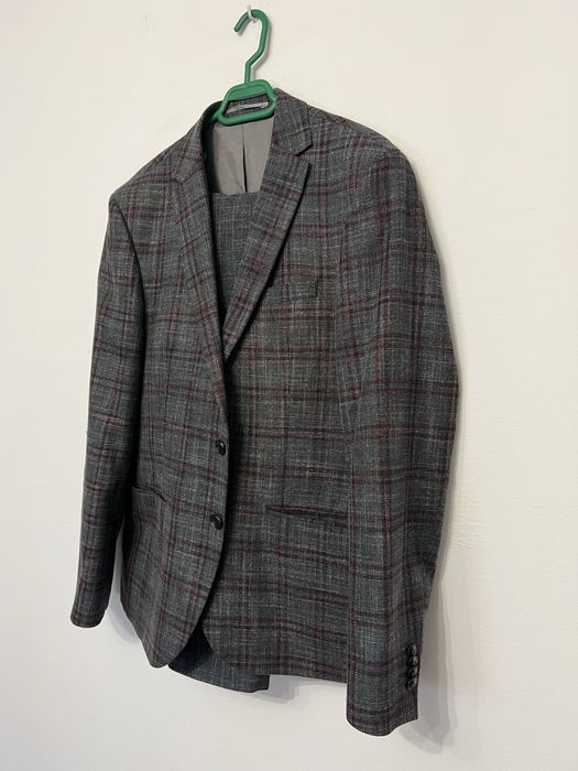 Costum elegant Barbati Escudo