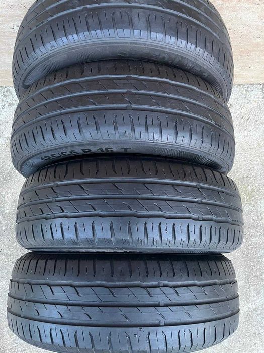 Set 4 cauciucuri Semperit 185/65 R 15 stare foarte buna