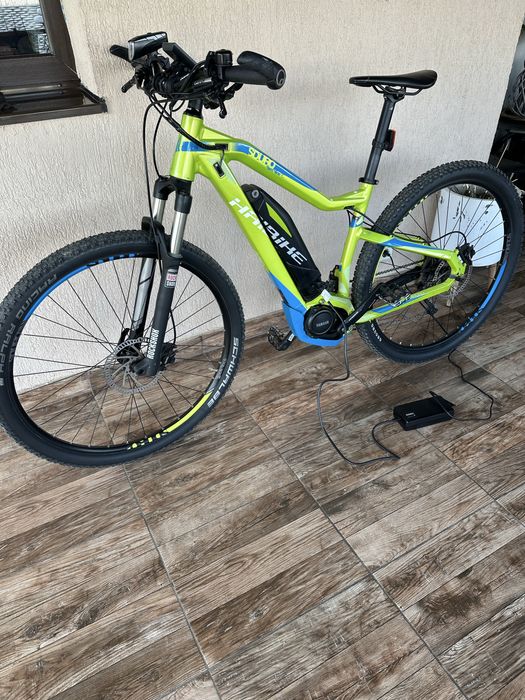Vind bicicleta electrica Yamaha cu dimensiunea 29la roti