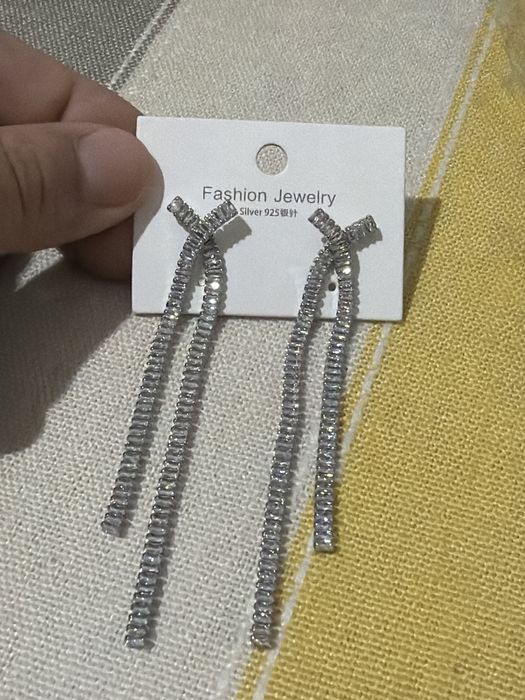 Нежные и стильные серьги