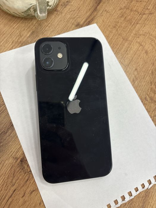 Продам iphone 12