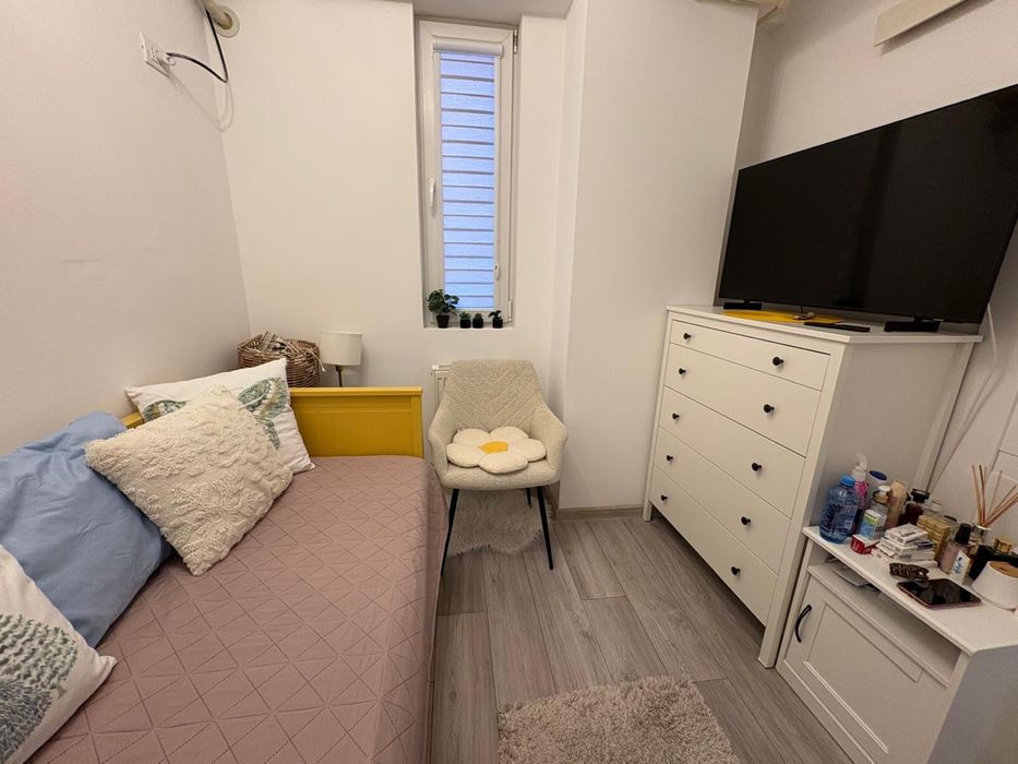 Garsoniera de vanzare