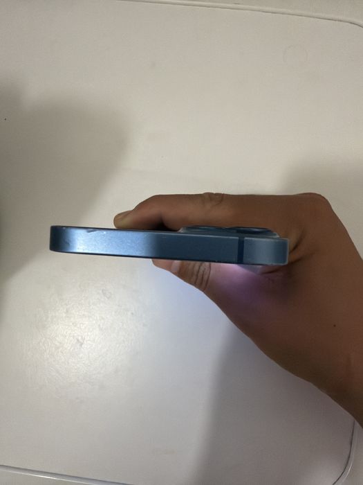 iPhone 13 продается