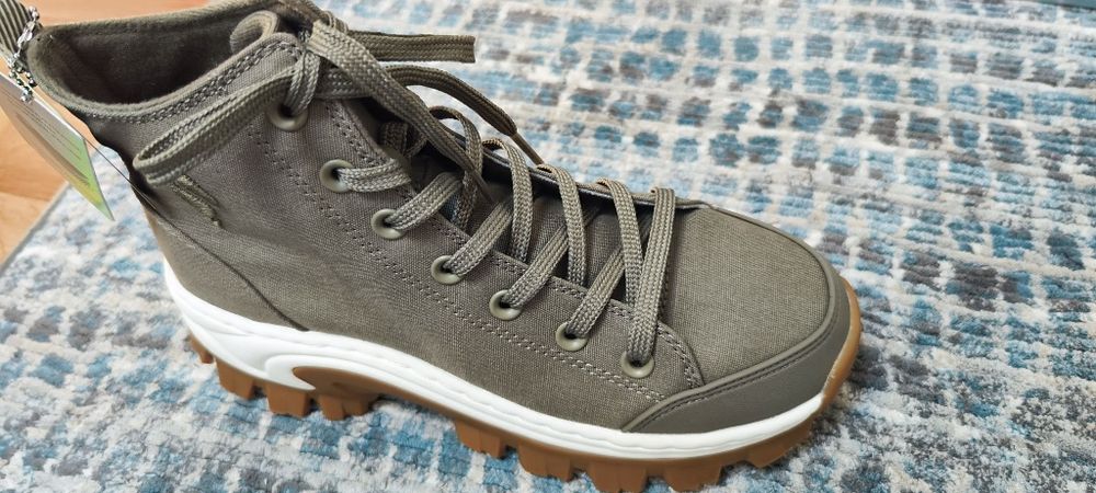 NOU NOUȚI CU ETCHETA! Skechers de dama cu talpa memory foam respirabil