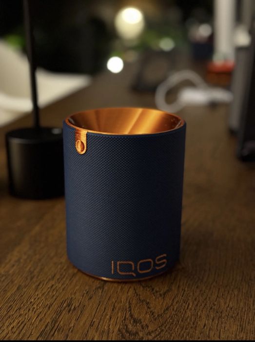 Scrumiera IQOS design premium si minimalist