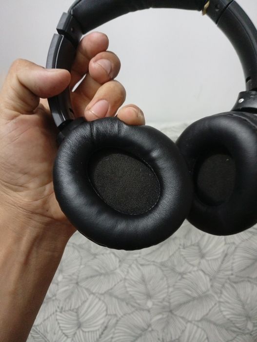 Наушник без проводной