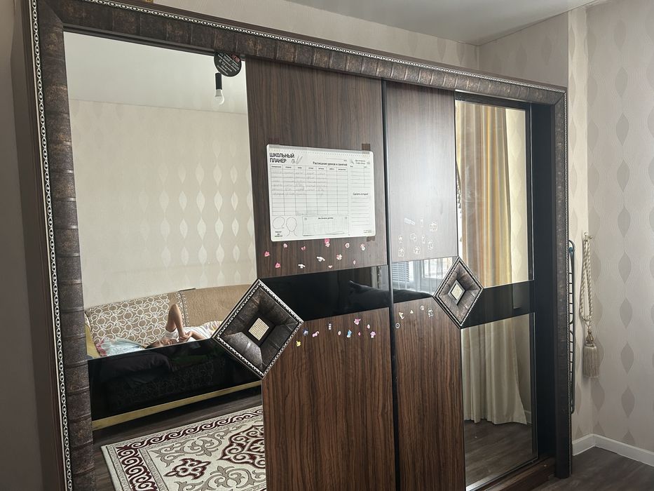 Продается шкаф большой