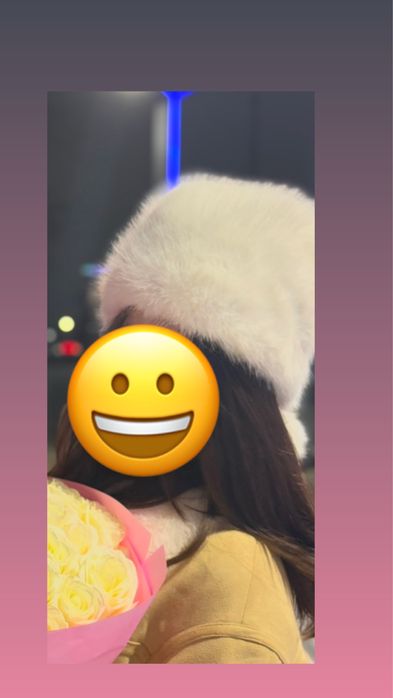 Продам белую шарку