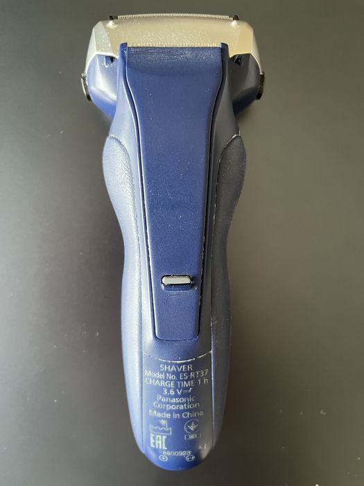 Бритва сеточная Panasonic ES-RT37