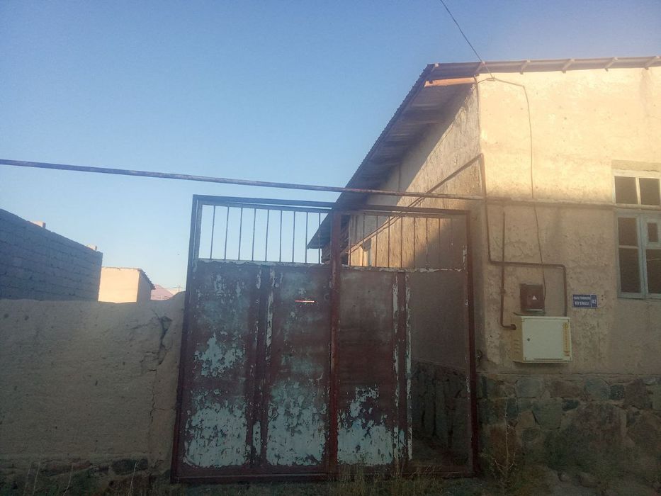 Ховли 4 сотих навоий шахри кармана