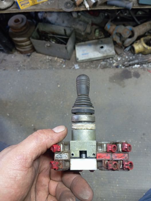 Джойстик 4и3 ходовой