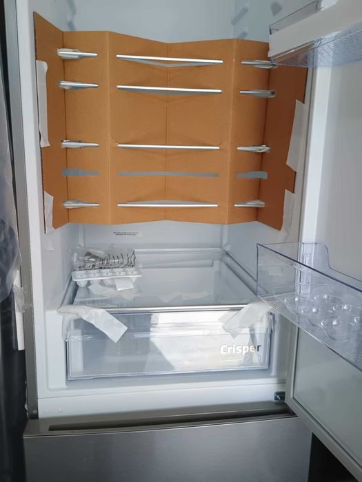 Хладилник с фризер BEKO-БЕКО 202.5 см 386 л Crisper® Inox