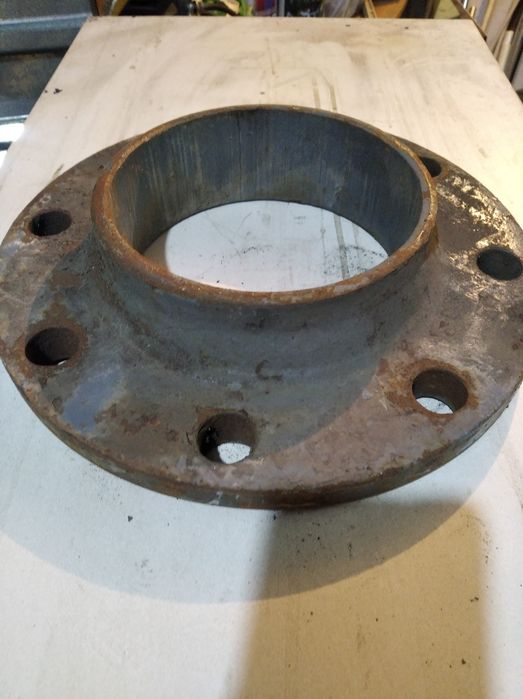 Продам фланец 150