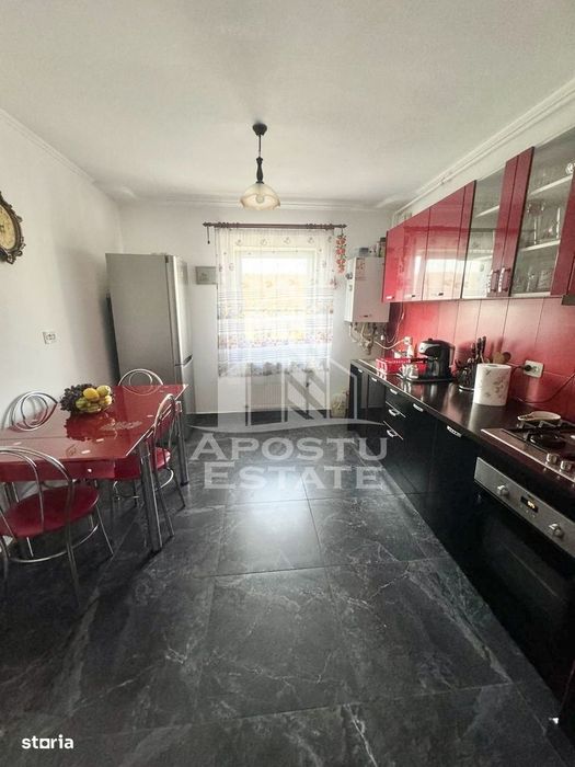 Apartament cu 3 camere complet mobilat si utilat in Girocului — fotografia 1