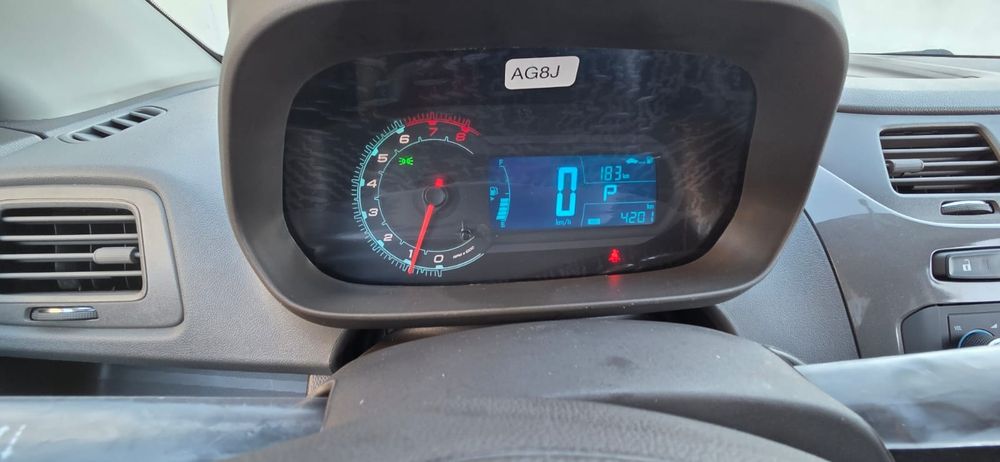 Продам Шевролет кобальт новый.25 года.