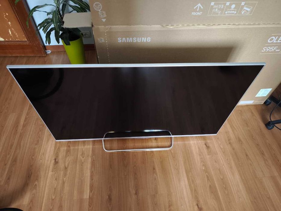SONY  BRAWIA Б/У  диагональ  55″ (139 см)    продам   телевизор