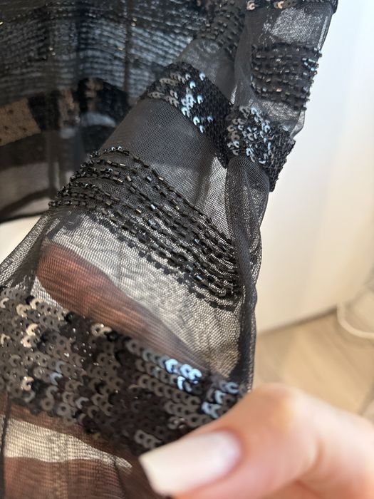 Bluza eleganta din plasa cu margele si paiete