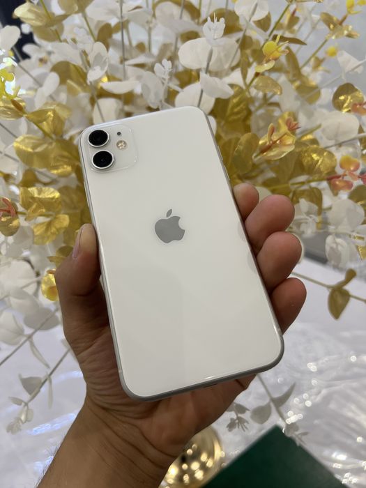 Iphone 11          .