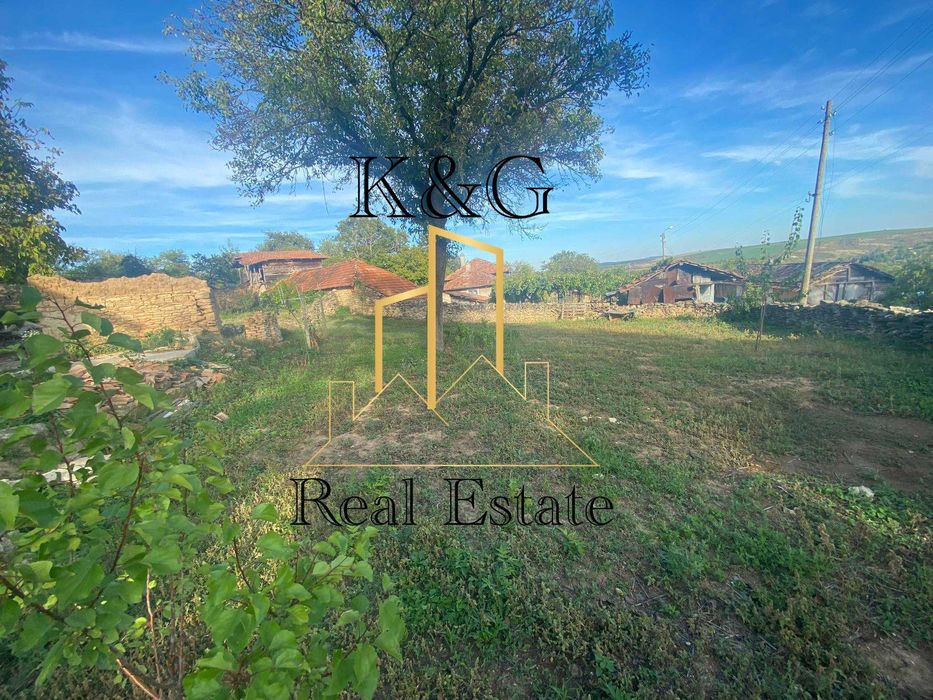 Едноетажна къща в с. Пороище