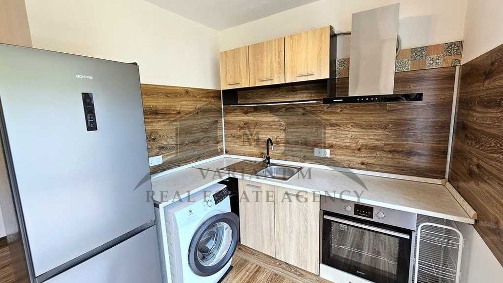 Тристайно, обзаведено жилище във Владиславово, гр. Варна