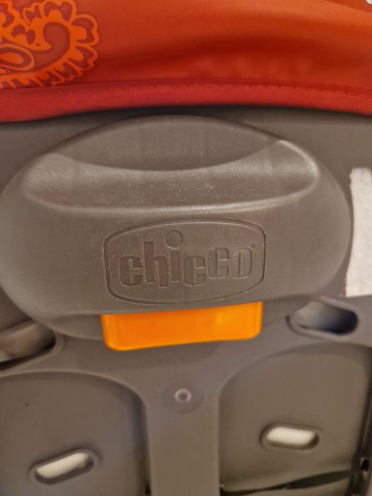 Продам б/у детский стульчик для кормления Chicco