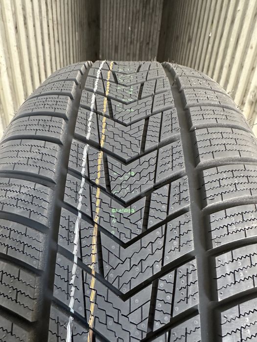 Зимен спорт пакет ROTALLA 255/50R19 107V XL 285/45R19 111V XL НОВ DOT