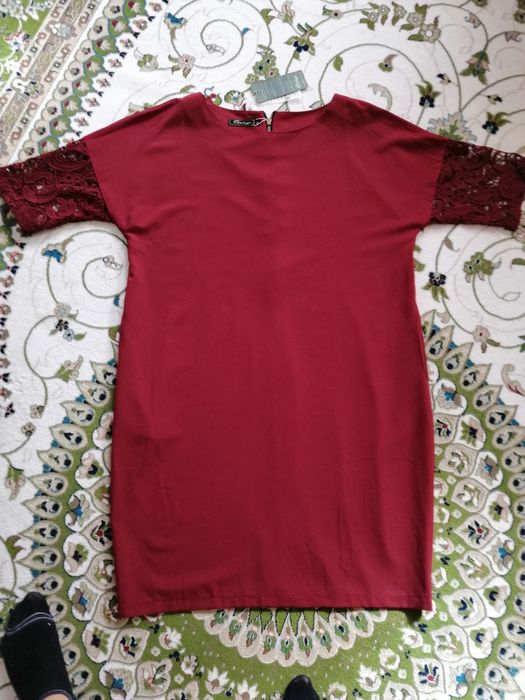 Продам платье новое