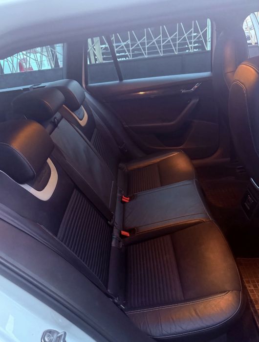 Skoda Octavia Break - 2.0 diesel - 184 cp - pachet VRS - 220.000 km - 2016 /// Didi AUTO