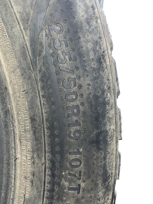 Зимние шины 255/50 R19