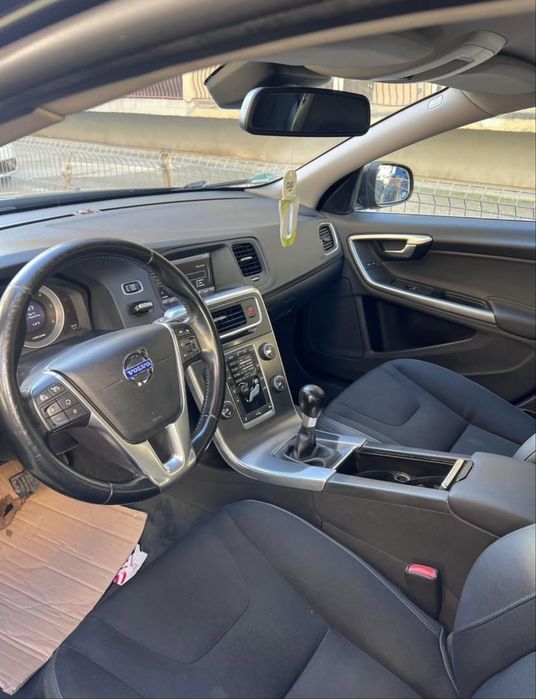Volvo V60 – 1.6 Diesel – 2012