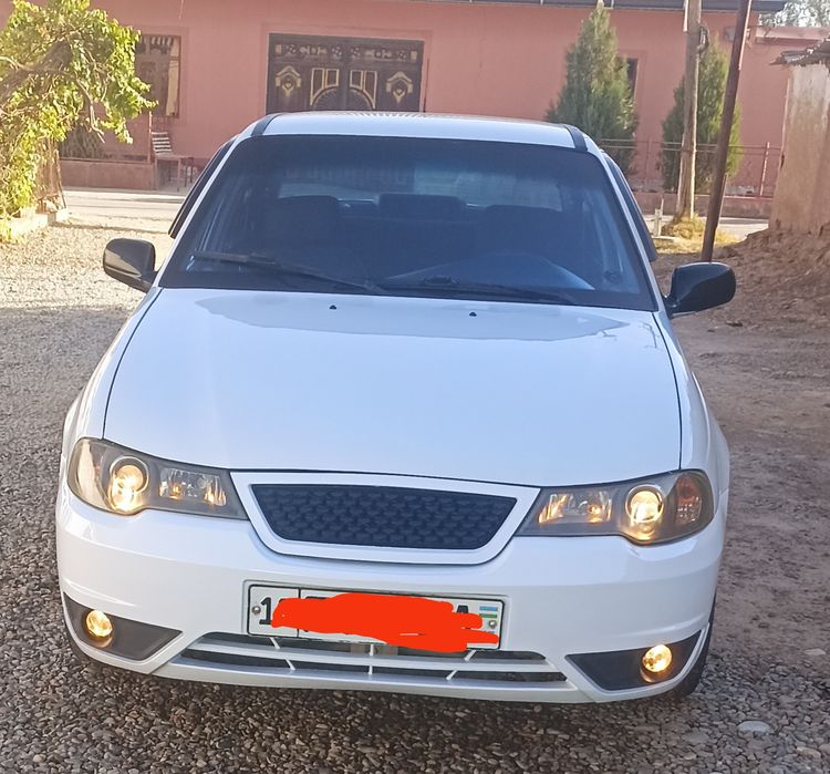 Продаю нексия 2 1,6