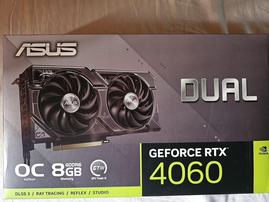 Placa Video ASUS RTX 4060 DUAL OC 8 GB