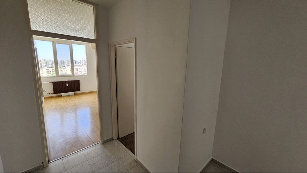 Продава се Тристаен апартамент в Пловдив, Тракия - 85 кв.м за 1353 €/кв.м - Снимка #2
