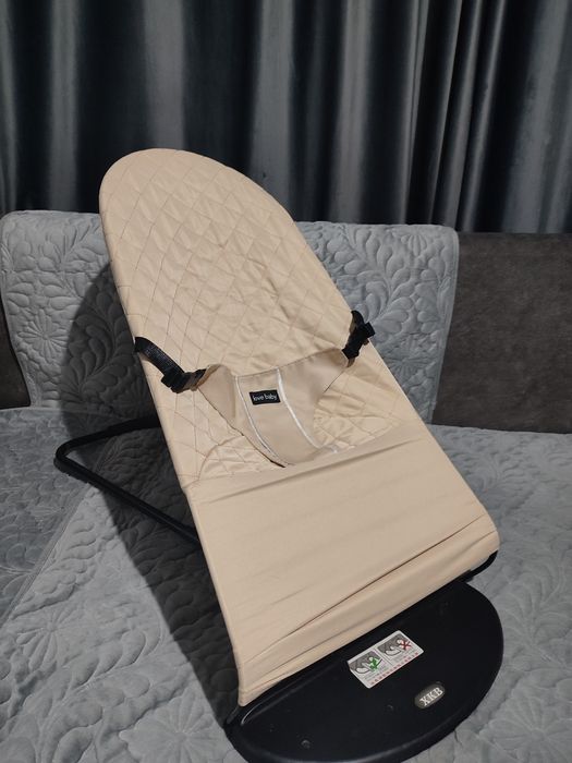 Продам шезлонг за 4500