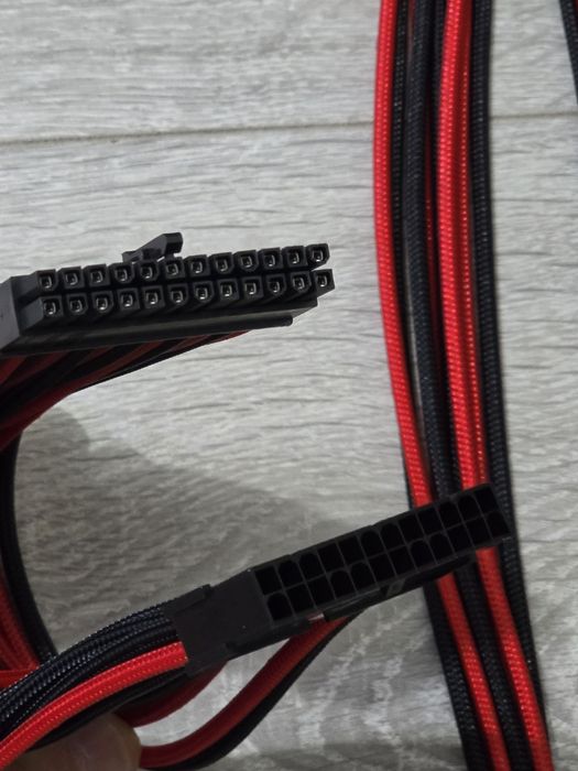 Kit extensii cabluri PSU EZDIY-FAB – 24Pin / EPS / PCI-E – 16AWG, 300m