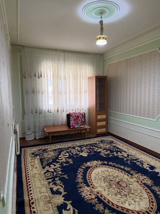 4 каватли домнинг 4 каватида 3 хонали квартира ижарага берилади