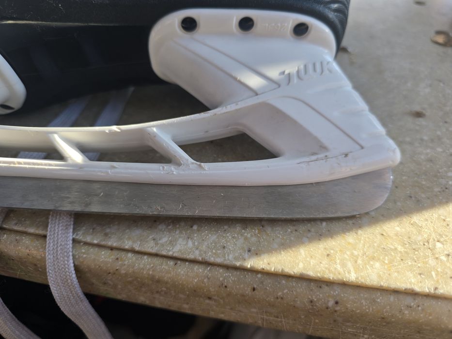 Конки Bauer 41размер