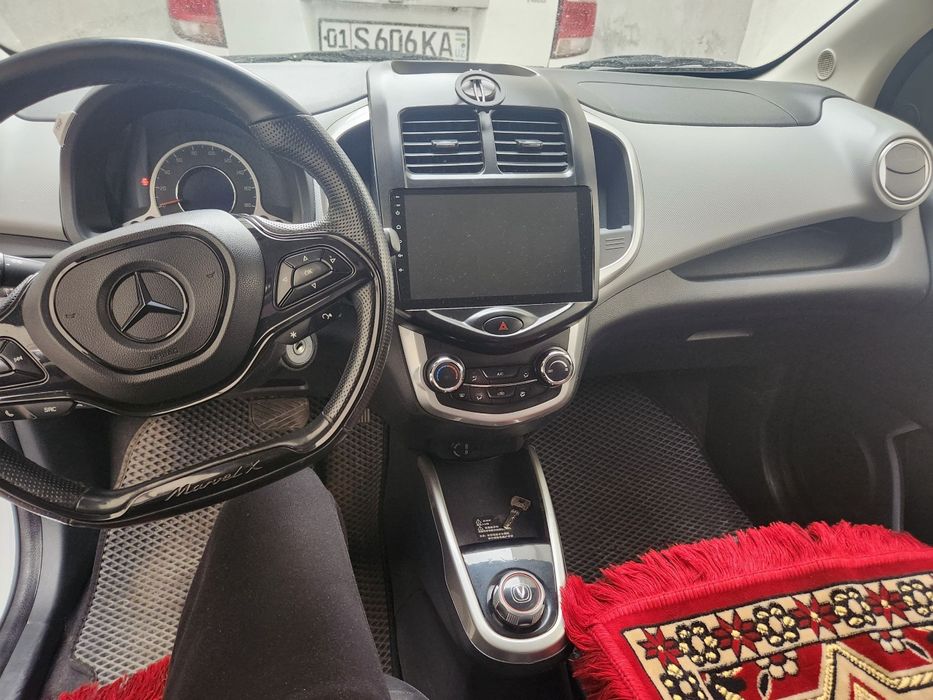 Changan ben ben sotiladi