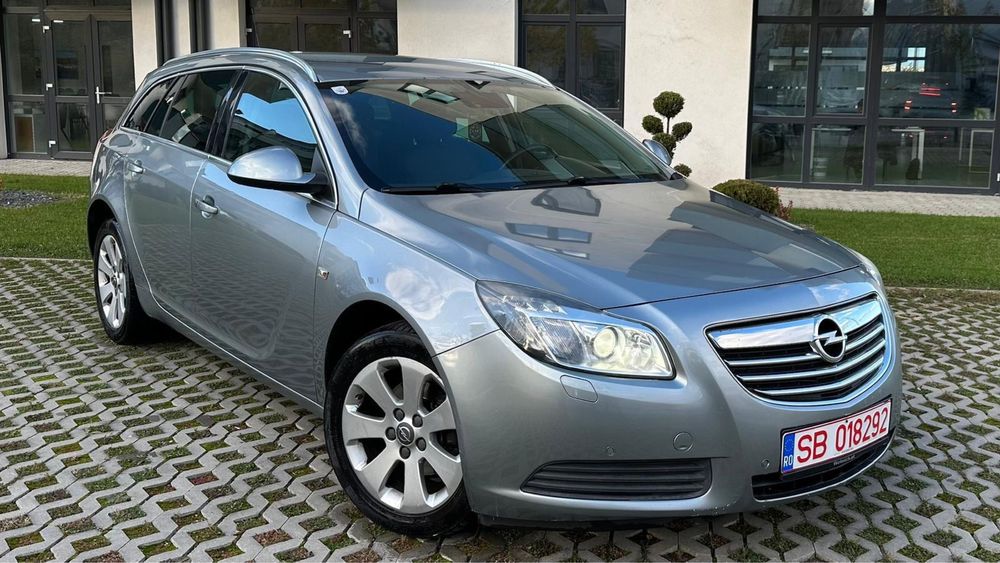 Opel Insignia 2013 E5 Facelift 2.0 D Automat Full Led Impecabila