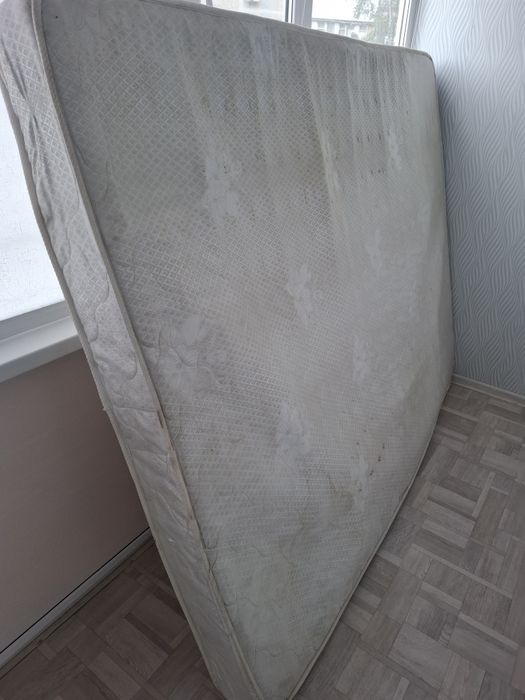 Продам матрас на двухспалку