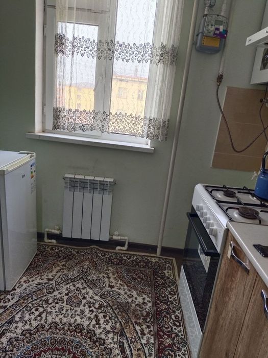 Ijara 2 mavze  4 etajka 2 etaj 3 hona dom