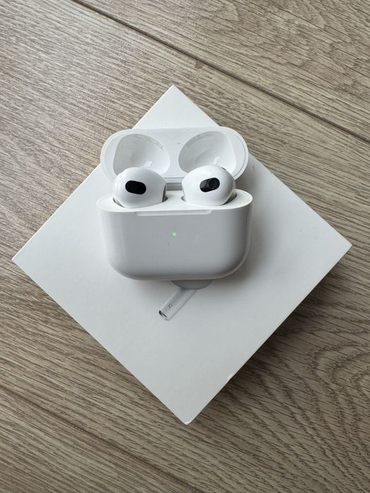 Наушники AirPods 3