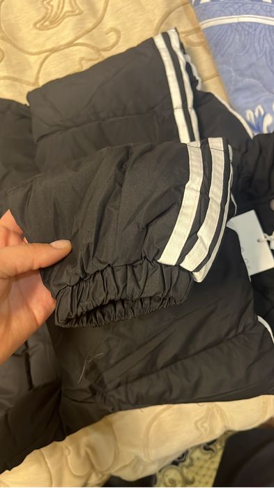 Куртка продается новая