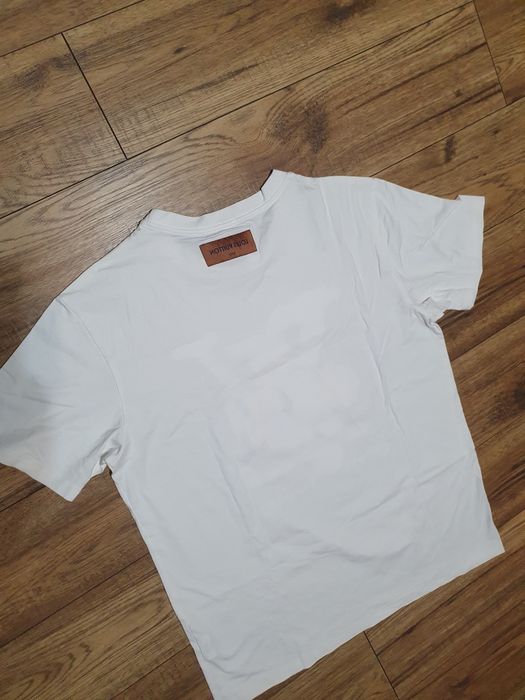 Vând tricou Louis vuitton